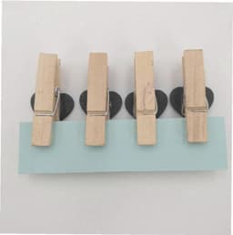 50 Houten Mini Knijpers in Hartvorm voor Foto's en Decoratie — thumbnail 3