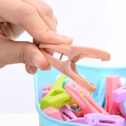 60 Stuks Wasknijpers, Sterke Towel Clips voor Binnen en Buiten, Ideaal voor Waslijn en Droogrek — thumbnail 4