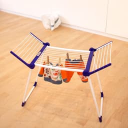 Leifheit Drying Rack for Dolls and Stuffed Animals - Toys for Children from 3 Years — thumbnail 2