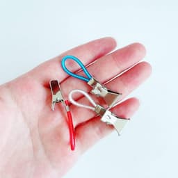 Allecto Premium - Set van 30 Theedoek Klemmen - Handdoek Clips voor Strand en Bad - Metaal - 5 Kleuren — thumbnail 2