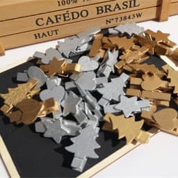 Dailygoods - 50 stuks mini-houten knijpers voor fotowand, fotoklemmen, decoratie, wasknijpers, hout, klein, kleurrijk, met kerstboom, ster en hart, voor doe-het-zelf foto's, bruiloft, cadeau, handwerk, decoratie — thumbnail 2