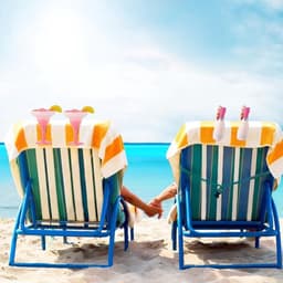 Champagnehanddoekclips 4 Stuks - Creatieve Strandhanddoekclips - Cocktailvormige Zwembadclips - Duurzaam ABS/Roestvrij Staal - Antislip Ontwerp - Voor Ligstoelen en Strand - Strandlakenclips — thumbnail 5