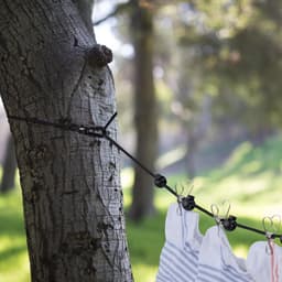 Extendible 7.8m Roll-up Drying Line for Camping and Travel - Black — thumbnail 3