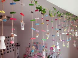 Kleurige Houten Kledingknijpers Set van 100 met 30 m Jute Touw voor Foto's en Creatieve Projecten — thumbnail 2