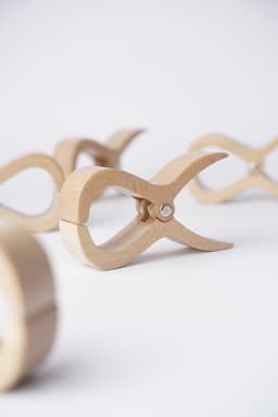 Houten Was Knijpers - Grote Klemmen - Handdoeken Bevestigen - Duurzaam Hout Materiaal - 13 cm Lengte - Natuurlijk Beige — thumbnail 4