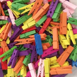 Dailygoods- Wasknijper Gekleurd - 100 Stuks - Houten Wasknijpers - Sterke Klem - Ambachten - Gezond Materiaal - Knijpers — thumbnail 4