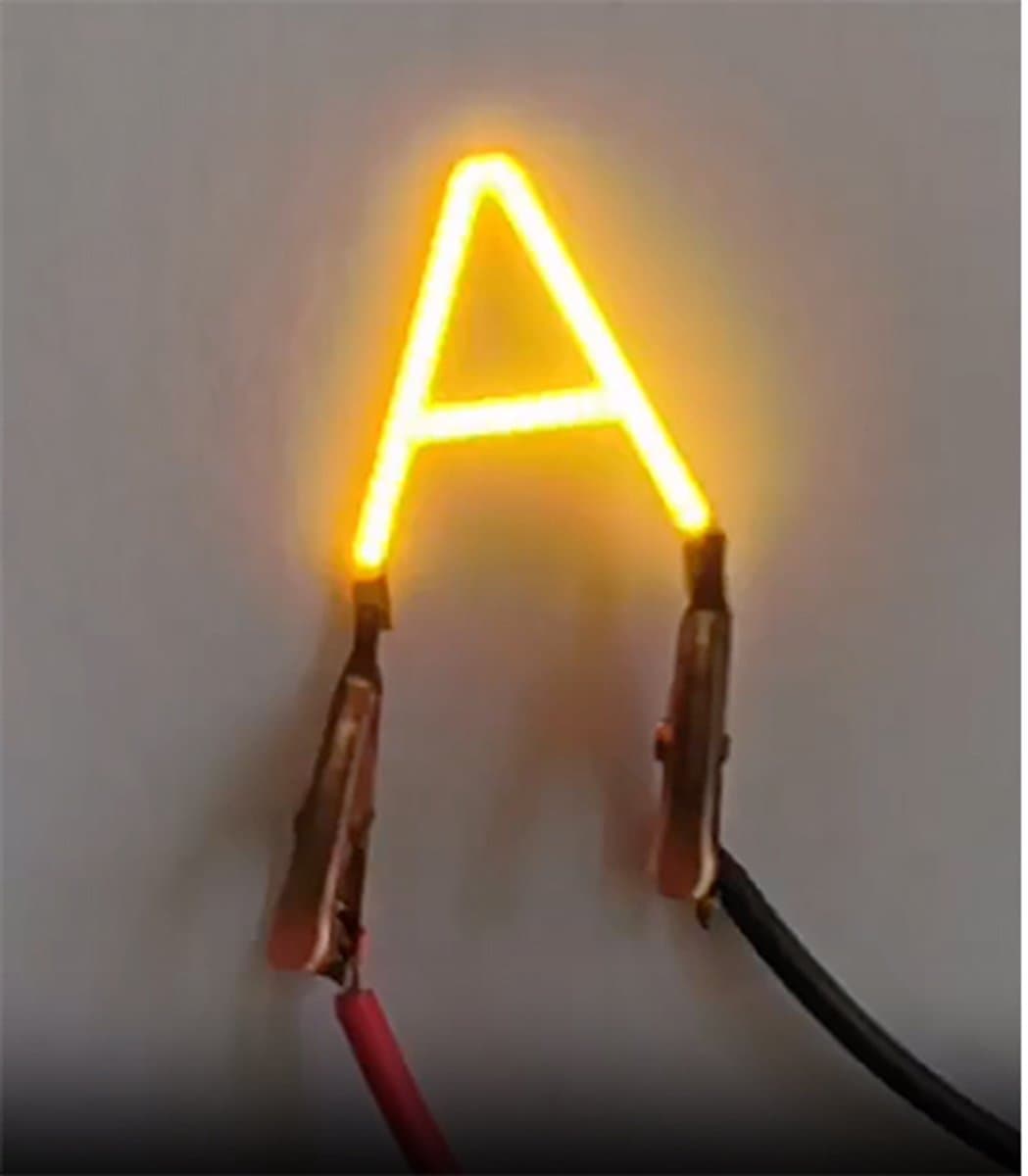 -A- COB LED 3V Filament Letter Geel 3 x 3 cm FPC 2200K 1W Warm-wit — afbeelding 1