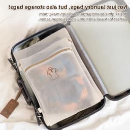 Set van 4 waszakken van gaas in verschillende maten met symbolen voor het sorteren van kleding zoals shirts, jurken en broeken — thumbnail 4