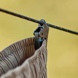 Waslijn Met Clips - Droogtouw Reizen - Kleding Drogen - Reflecterend Touw - 49 Meter - Zwart — thumbnail 4