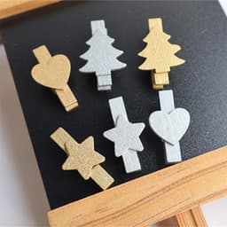 Dailygoods- Houten Wasknijpers 50 Stuks - Decoratieve Klemmen - Kleine Knijpers - Houten Klemmen - Knutselklemmen - Geschikt voor Feestdecoraties — thumbnail 4