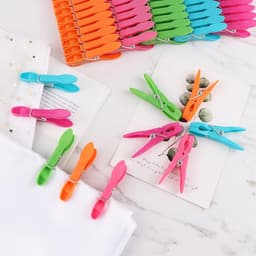Wasknijpers, 60 stuks wasknijpers van kunststof met stevige buitenringveer voor waslijn, wasknijpers, multicolor wasknijpers, windfes voor handdoek, kleding sokken — thumbnail 2