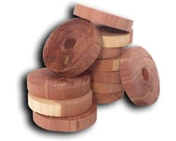 Cederhouten Ringen - Kastverfrisser Hanger - Kasten Fris Houden - Natuurlijke Rode Ceder - Set van 20 - Houtkleurig