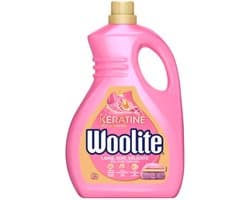 Woolite Delicate - Vloeibaar Wasmiddel - Met Keratine - Gekleurde Was - 25 Wasbeurten - 1,5L