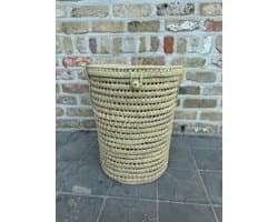 Wasmand – Was – Mand - Badkamer - Opbergmand - Palmblad - Laundry - Laundrybasket- Rieten mand - Speelgoed - Opbergen - Mand met naam - Pompon - Wol – Geschenk - Kinderkamer - Gepersonaliseerd - Handgemaakt - Decoratie - Geboorte - Cadeau — afbeelding 1