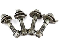 Car Cam Bolt 4 Set met vier verstelbare 14 mm stalen velgen