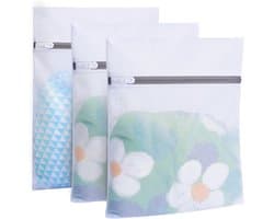 Waszakken van netstof: herbruikbaar en duurzaam. Perfect voor kwetsbare was zoals lingerie, blouses en babykleding. Ook ideaal om kleding in uw reisbagage te organiseren.