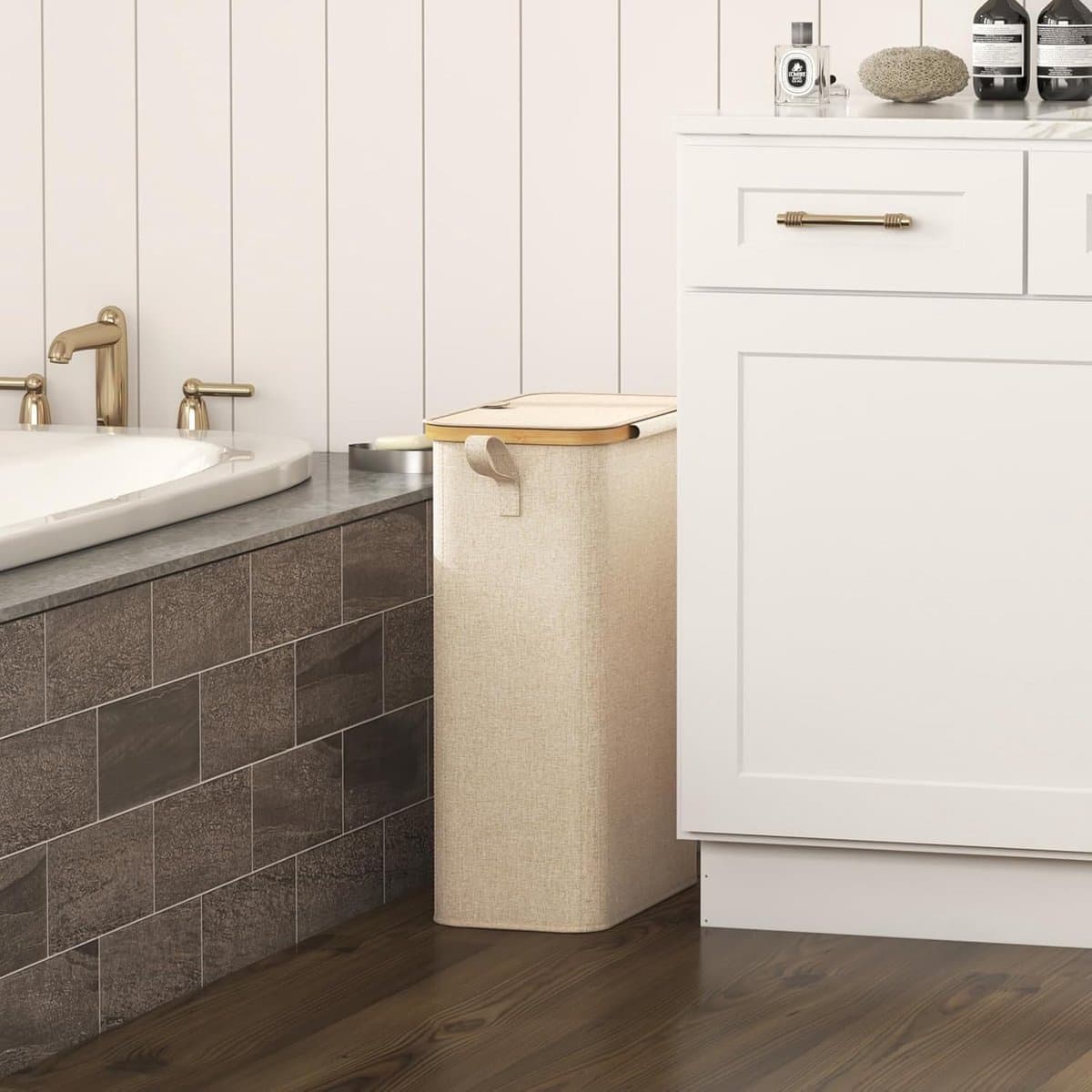 Wasmand met Deksel 50 Liter - Smalle Kledingmand met Uitneembare Waszak - Bamboe Frame - Opvouwbare Wasmand met Handgrepen - Beig — afbeelding 1