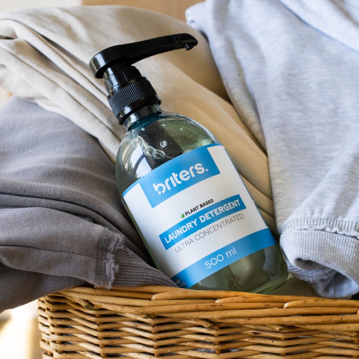 Briters Super Geconcentreerd Wasmiddel - Fresh Linen - 100 Wasbeurten met slechts 500ml - Vegan & Plantaardig - Natuurlijke kracht - SLS vrij — afbeelding 1