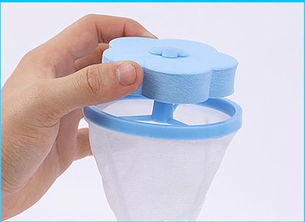 Wasmachine filter - Wasmachine reiniger - Wasmachine vuilreiniger - Wasmachine cleaner - Blauw - Herbruikbaar - Wasfilter - Schoonmaakmiddel - Vuil verwijderen - Drijvend vangnet - Haarvanger - Ontstopper - Haar - Vangnet — afbeelding 1